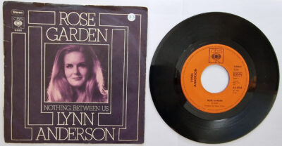 Lynn Anderson – Rose garden / Nothing between us