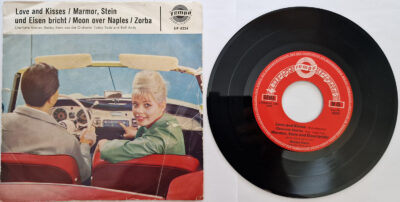 Charlotte Marian, Bobby Stern / Orchester Teddy Todd und Rolf Andy – Love and kisses / Moon over naples
